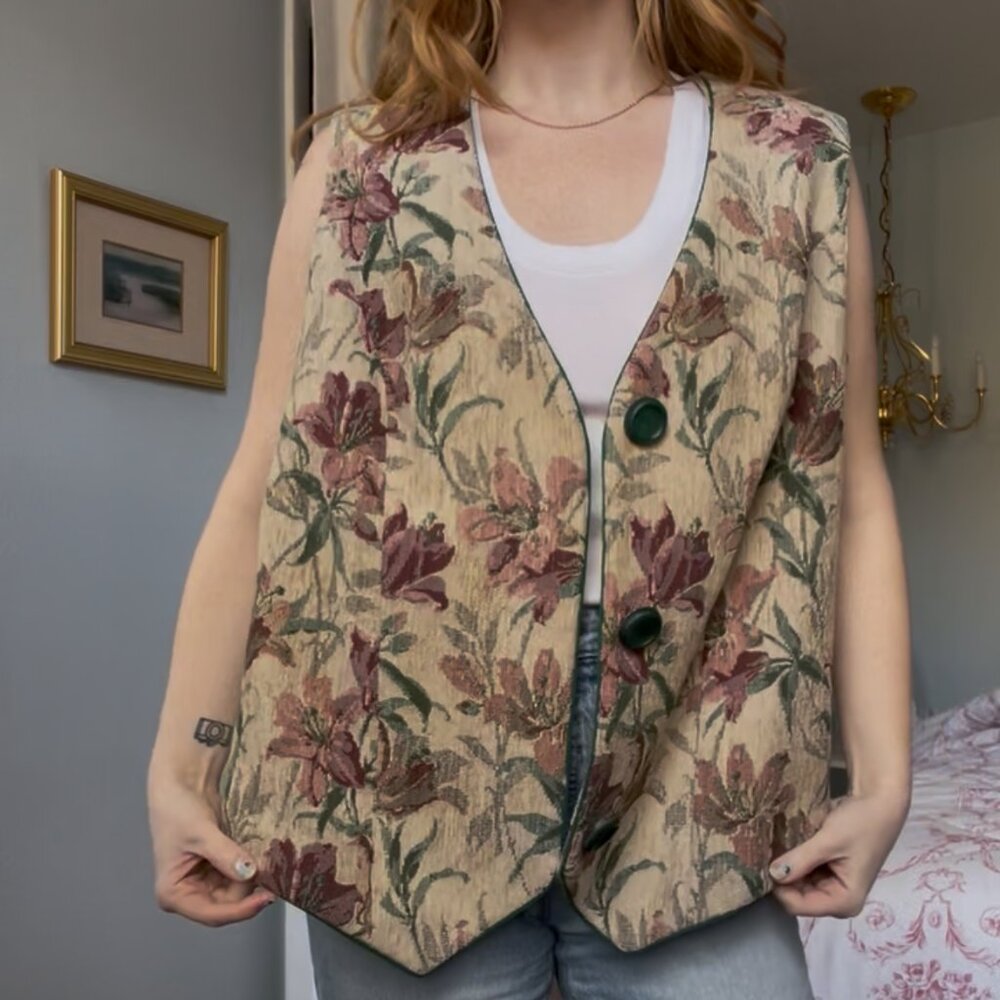 Vintage Plus Size Floral Vest - Picture 5 of 8